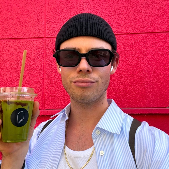 Meet your Posher, Blake - Picture 1 of 1